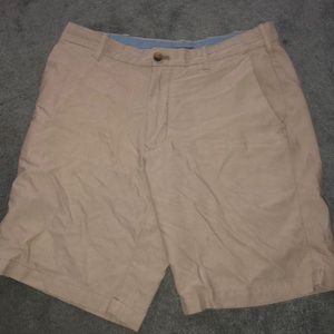 Great khaki shorts